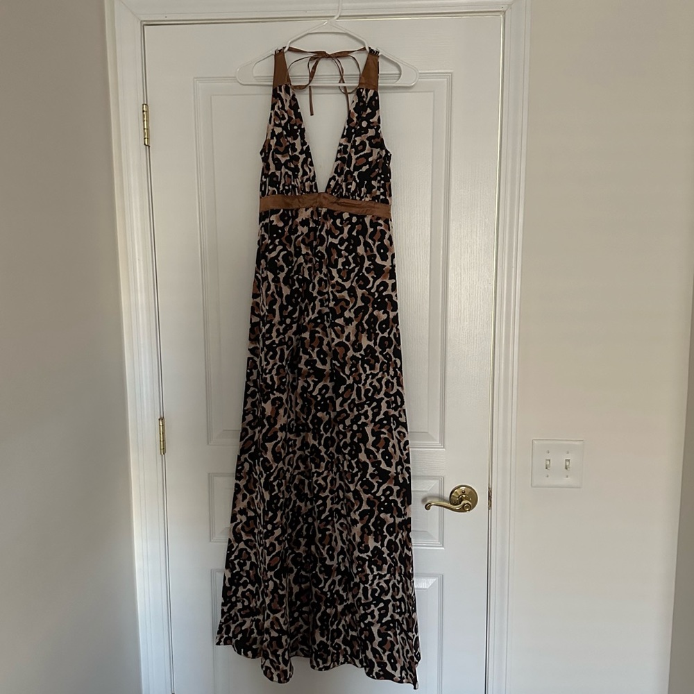 2B Bebe Brown Maxi Dress Size:S.